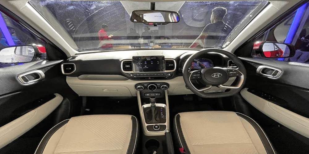 Hyundai Venue Inside Look - 360� View, Color Options & Photos | Hyundai India